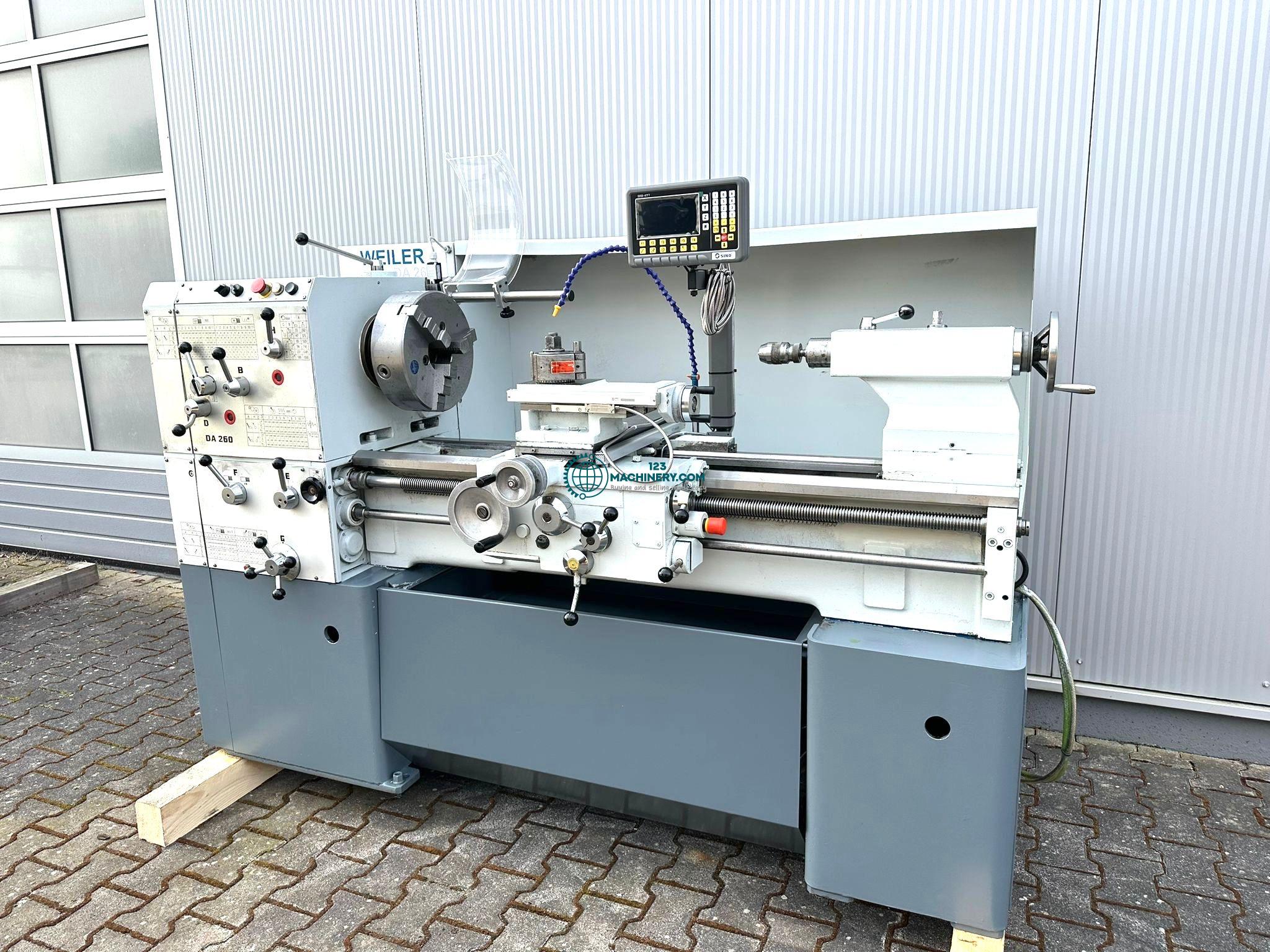 Leit + Zugspindeldrehmaschine WEILER DA 260x1000